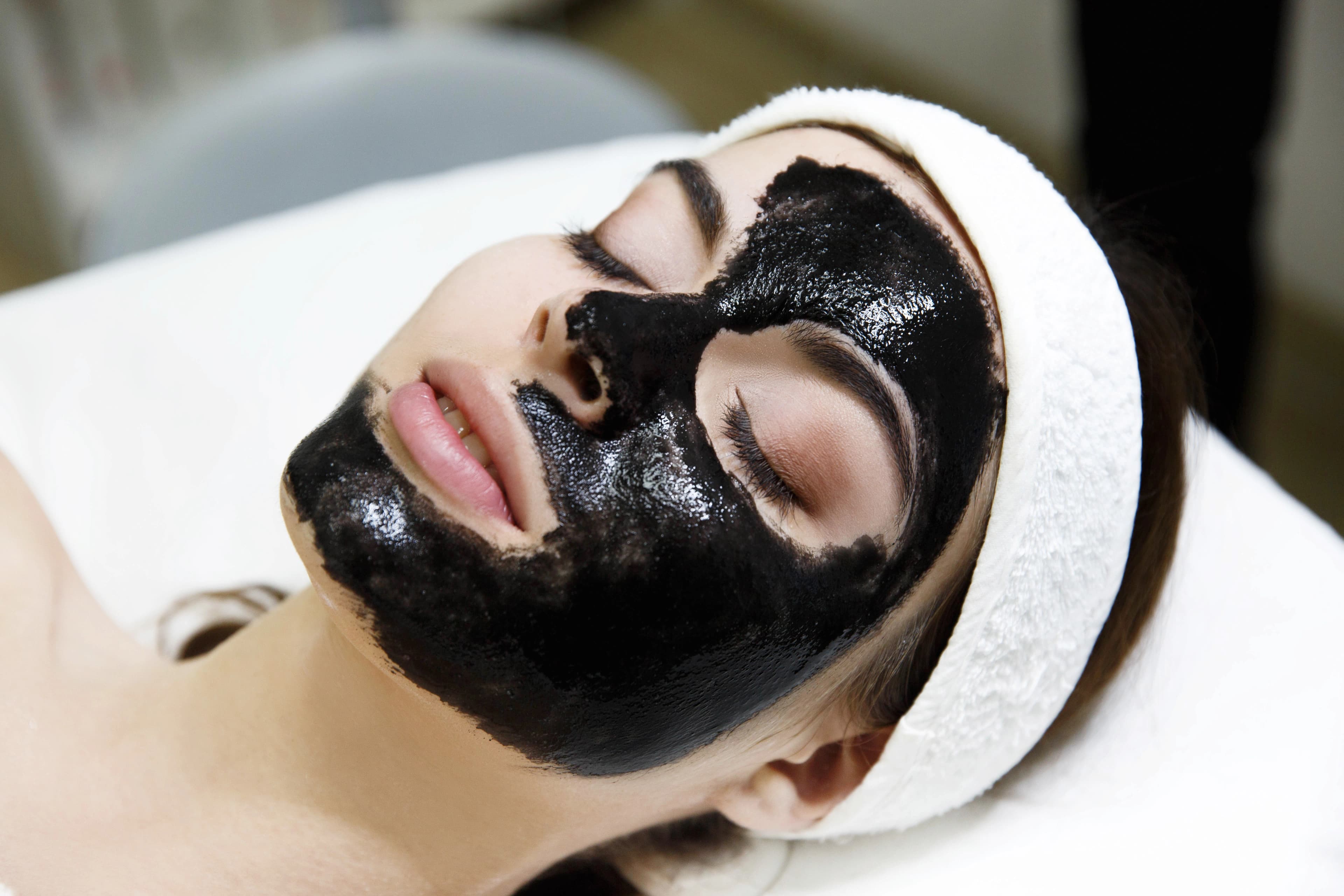 Carbon Facial treatment